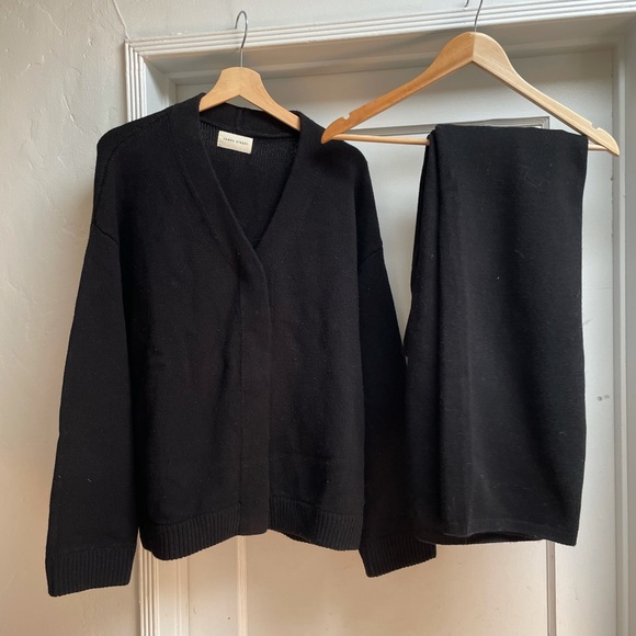 James Street Co oversized cardigan and Leon pants - Picture 3 of 6